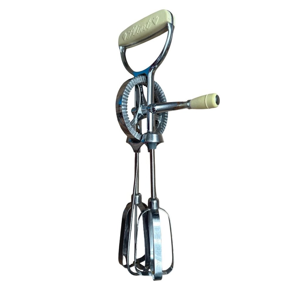 Flint Vintage Hand Crank Egg Beater Mixer Stainless Steel Blades Kitchen Tool